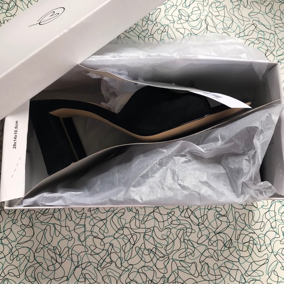 Black open toe mules - Picture 3 of 3